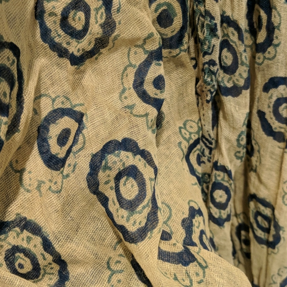 Floral Patterned Scarf - Picture 2 of 2